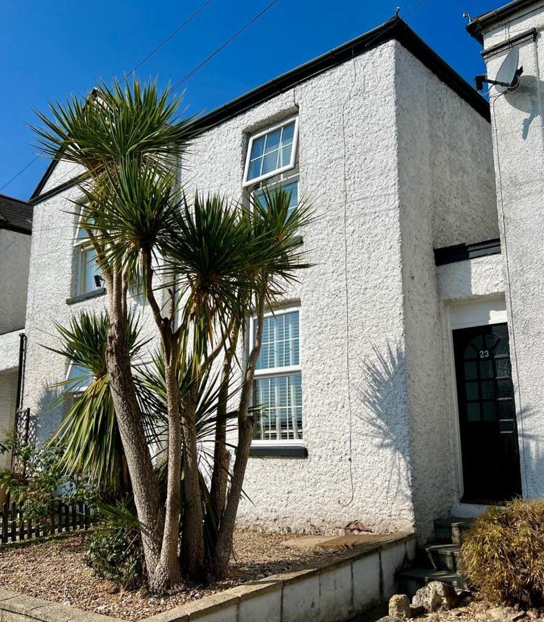Villa Charming House By The Sea Ryde  Exterior foto